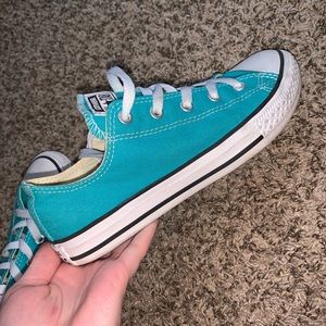 Turquoise converse